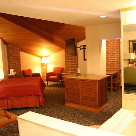 American Inn And Suites Ionia المظهر الخارجي الصورة