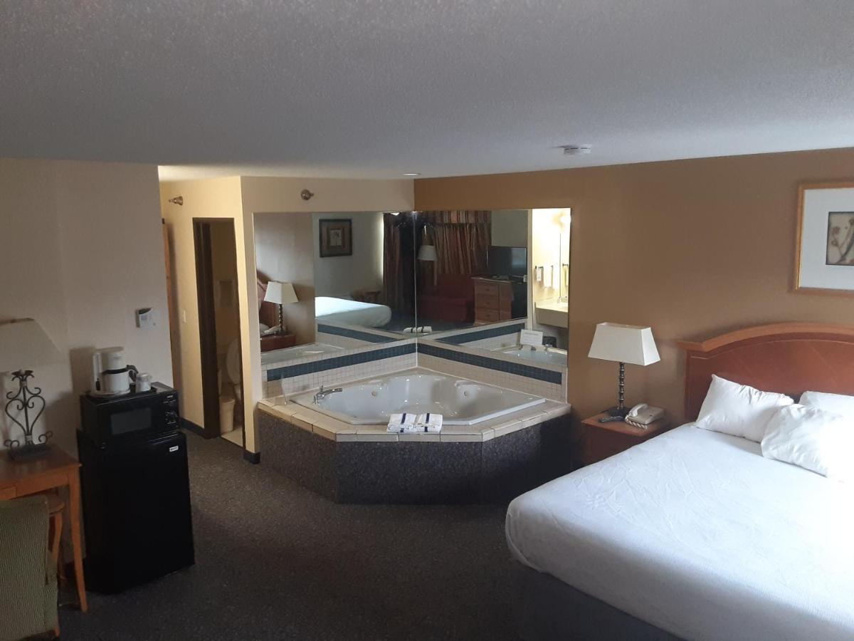 American Inn And Suites Ionia المظهر الخارجي الصورة