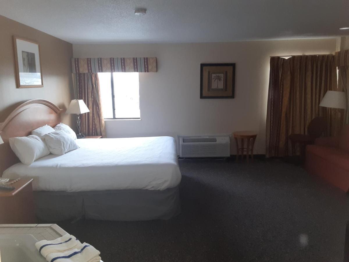 American Inn And Suites Ionia المظهر الخارجي الصورة