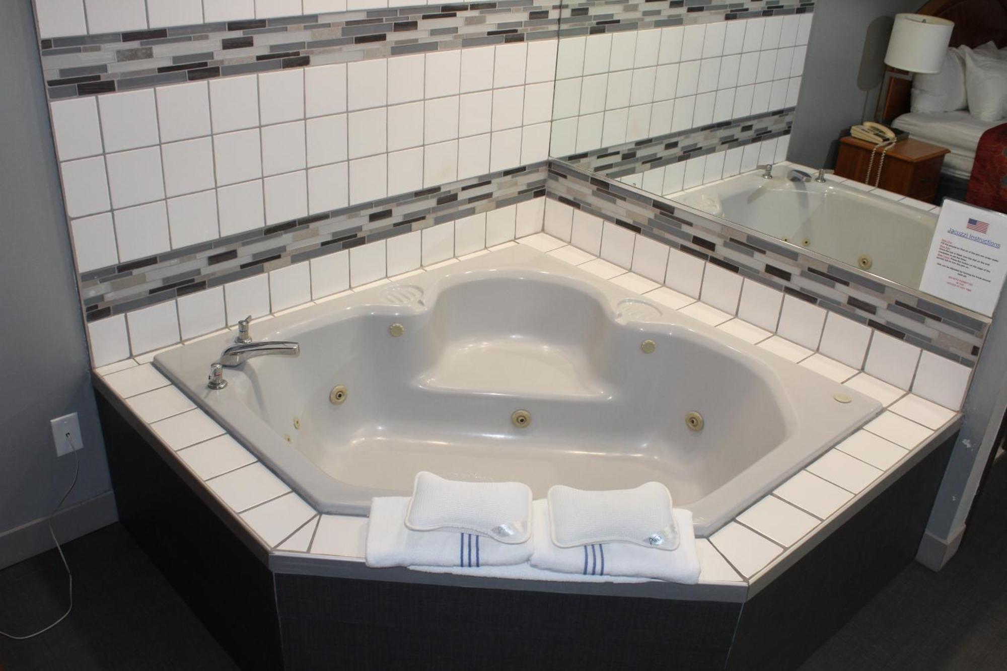 American Inn And Suites Ionia المظهر الخارجي الصورة