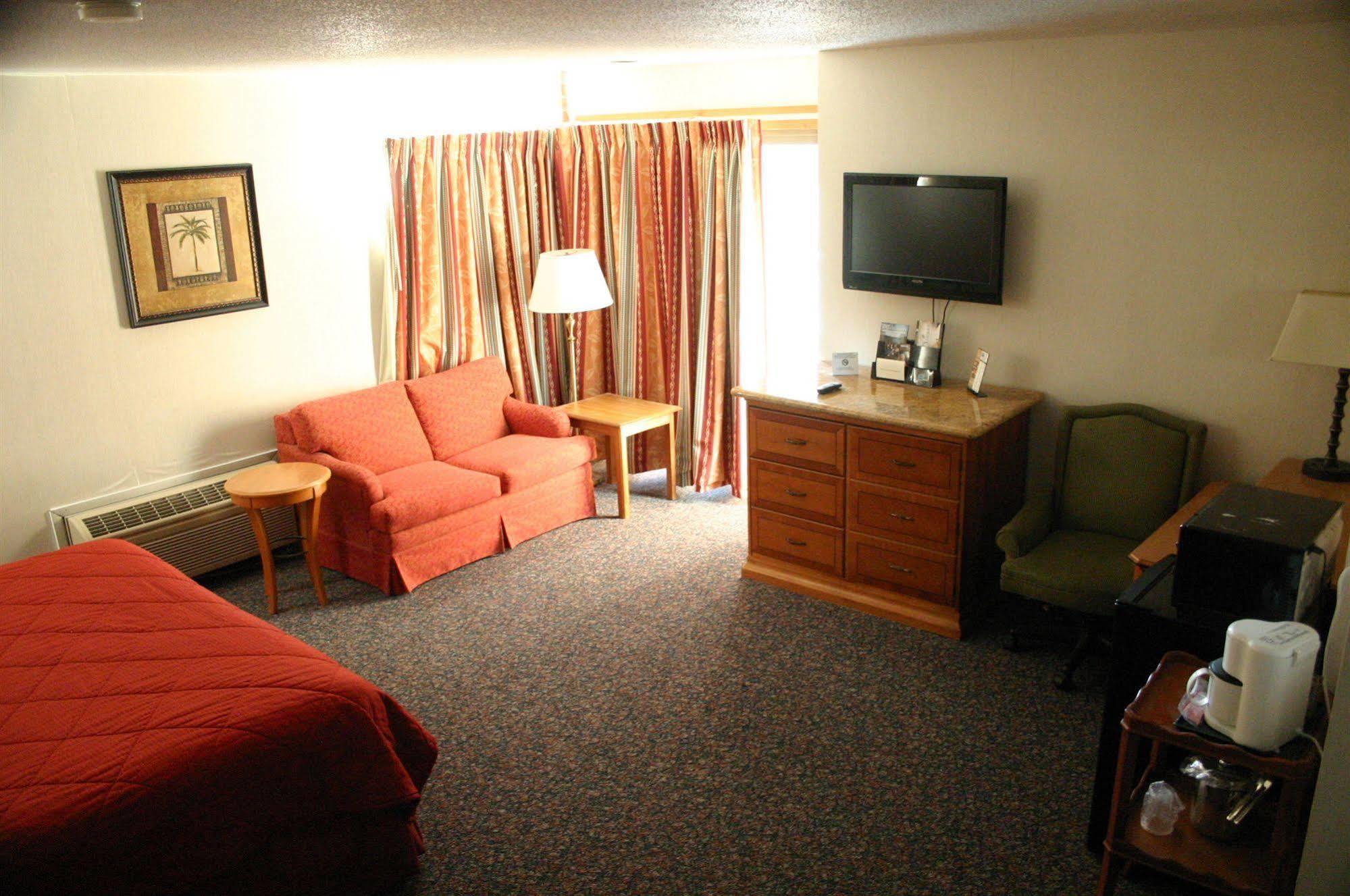 American Inn And Suites Ionia المظهر الخارجي الصورة