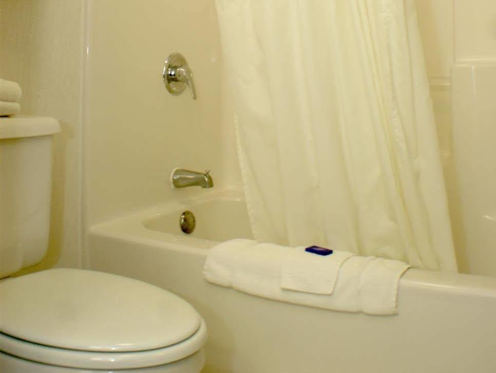 American Inn And Suites Ionia المظهر الخارجي الصورة